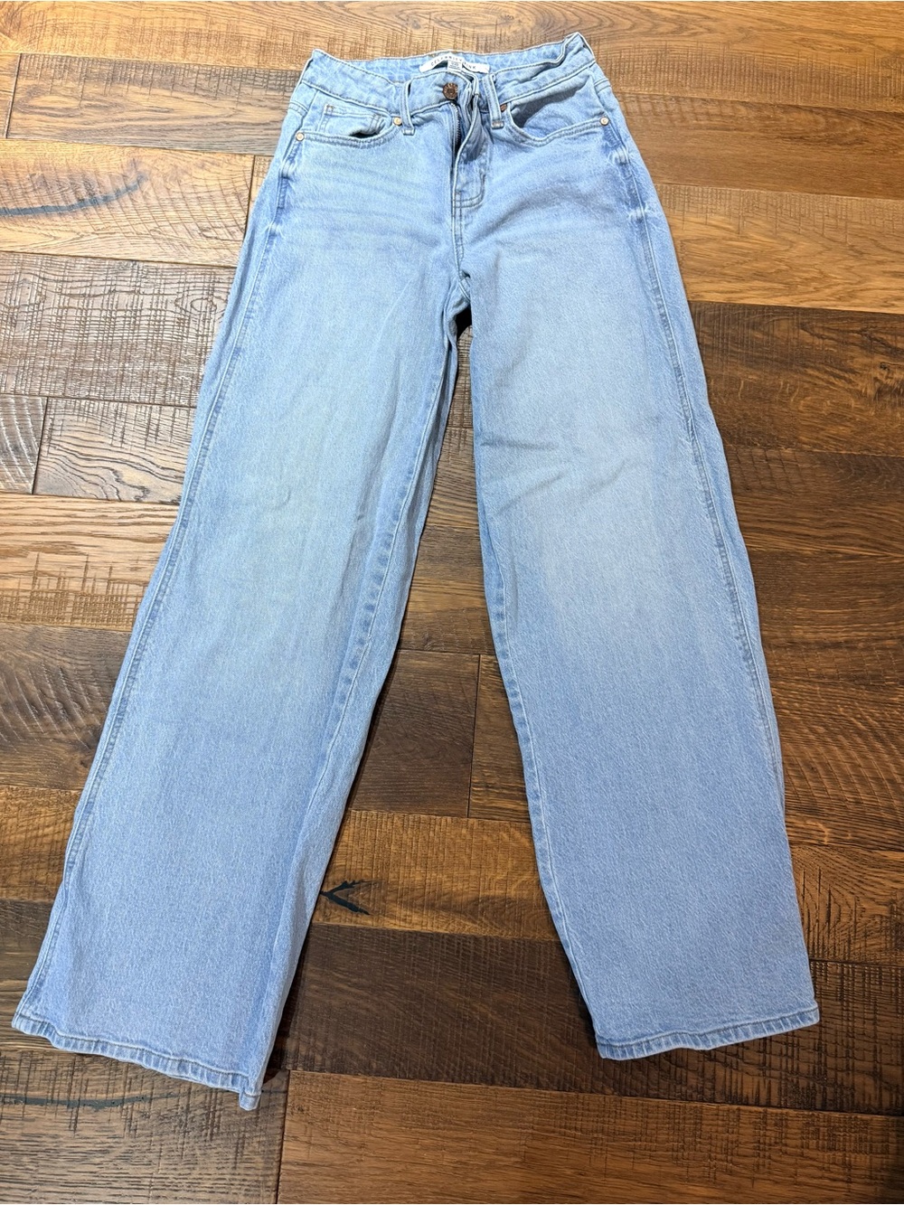 Celebrity Pink Women’s Jeans Size 1/25 Light Wash High Rise Wide Leg Baggy Denim